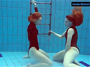 2 torrid teens underwater