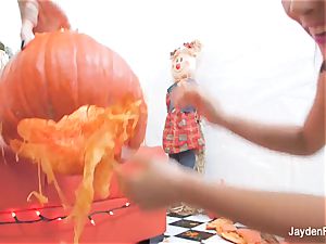 Pumpkins and lesbian hook-up with Jayden and Kristina